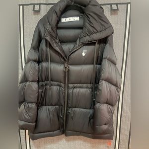Off white oversized puffer coat Large